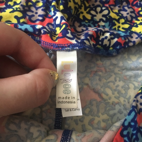 Funky Floral Lularoe Leggings TC - Picture 4 of 5